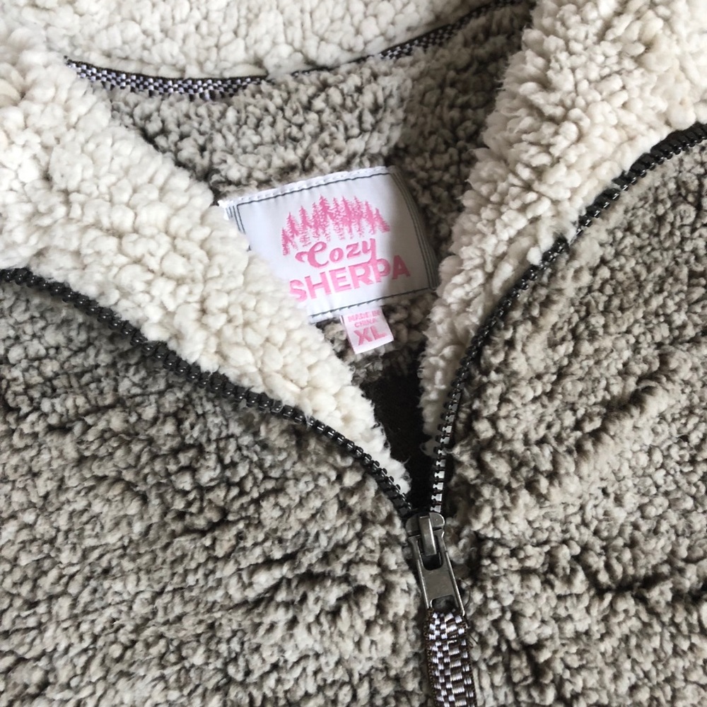 Cozy Sherpa Brown cream fleece pullover sweater XL - Picture 2 of 2